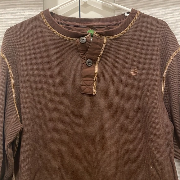 TIMBERLAND BROWN LONG SLEEVE WAFFLE BUTTON SHIRT! Size: XL - Picture 2 of 6